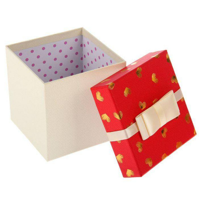 Коробка Квадрат Сердца №3 17*17*18 см 1 шт Коробка Квадрат Сердца №3 17*17*18 см 1 шт